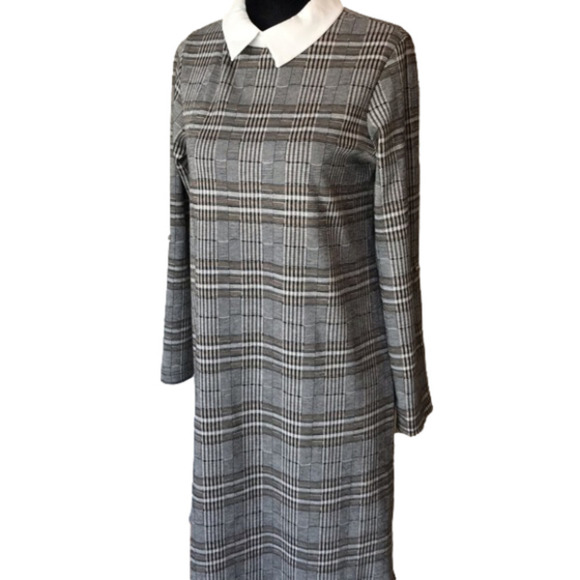 HELLY plaid dress. - Picture 1 of 11